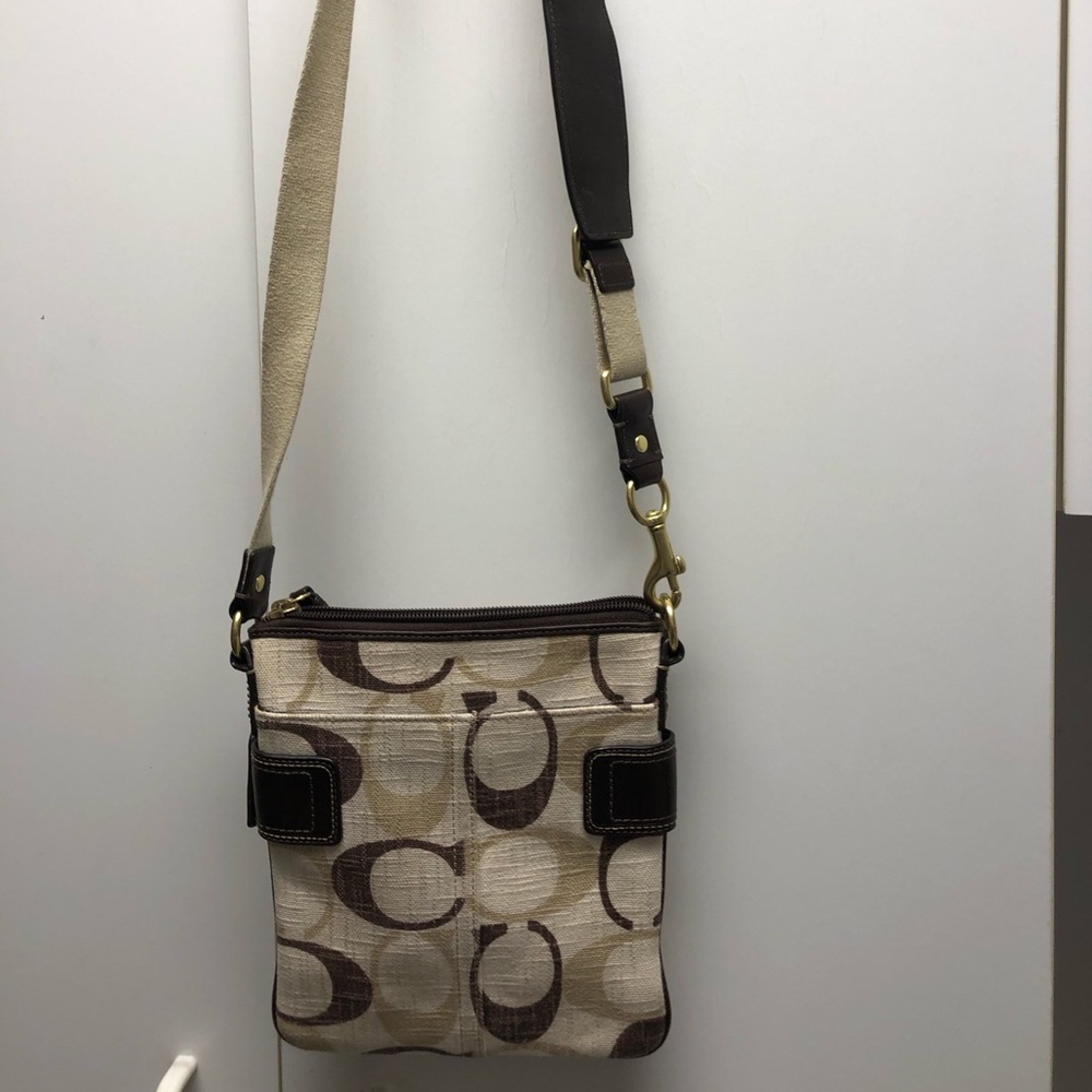 Crossbody coach bag